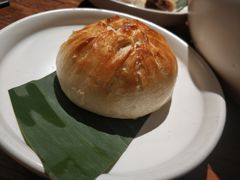 烤破酥包-云海肴·汽锅鸡·云南菜(美罗城店)