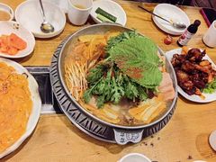 -喇喇排骨火锅·传统韩式脊骨汤(望京西园总店)
