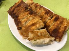 招牌锅贴-大眼锅贴水饺(河东店)