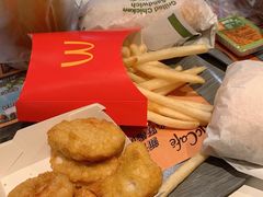 -麦当劳(龙洞店)
