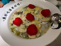 -江渔儿酸菜鱼·拔草餐厅(虎门君乐汇店)