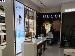 -J-Optical佳视明眼镜·蔡司视觉(青岛金茂览秀城店)