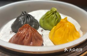 Four-Color Jade Steamed Buns