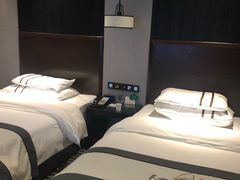 -乌鲁木齐百世昌龙泉酒店(大巴扎店)