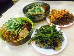 -三姐妹冷面馆(保卫路店)