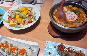 Kimchi Beef Tofu Hot Pot