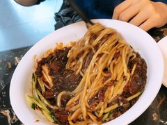 炸酱面-桃园中华料理炸酱面(燕儿岛路店)