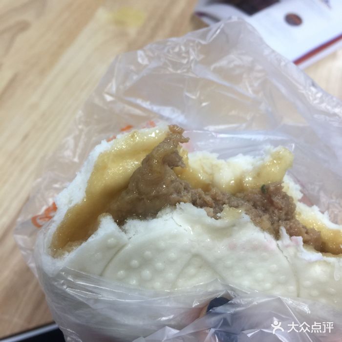 甘其食(爱琴海店)鲜汁肉包图片 - 第1张