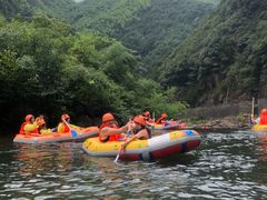 -安吉龙王山峡谷漂流