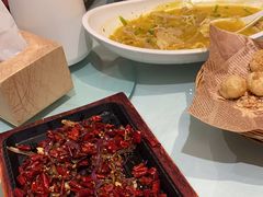 -渝信川菜 · 川味家常菜(财富购物中心店)