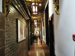 -蔼若春.传承三十年云南菜(金碧公园店)