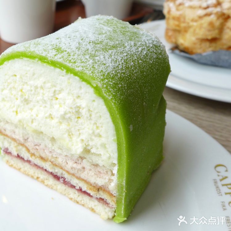 再买两只回家吃 外层脆香酥好味 奶油清幼滑不甜