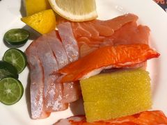 三文鱼刺身-四海一家自助餐(益田假日广场店)