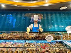 -雍容荟帝王蟹活龙虾展台自助(IFS黑金店)