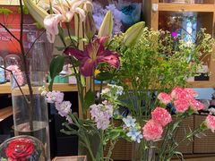 -谷莠子花艺·气球派对·绿植造景·花艺沙龙(金光华广场店)