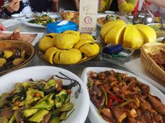 -鸿运美食府