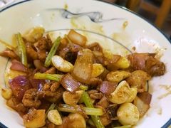 -霄汉牛三鲜湖北砂锅菜(万松园2店)