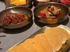 -草家酱蟹炭火烤肉店(珲春南路一店)