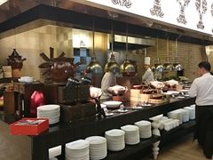 -圣丰索菲特·2 On 988 Café 自助餐厅