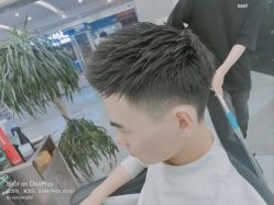 -ON STAR SALON