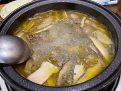 -菌之家·专业纯野生菌火锅·特色炒菌