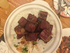 红烧肉焖饭-新白鹿餐厅(龙游路总店·杭帮菜名店)