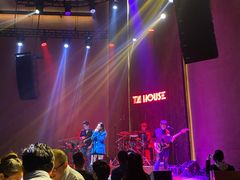 -TZ House音乐现场(来福士中心店)