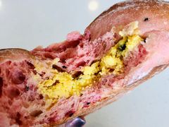 樱花朵朵-聪妈的面包店(华侨新城店)
