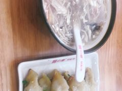 -小姜锅贴(凤凰街店)