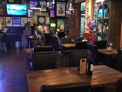 -SISTERS BAR RESTAURANT川意酒馆(嘉善老市H楼店)