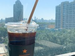 -星巴克臻选(济南恒隆店)