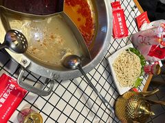 -山悦里 山野·鲜火锅(罗斯福广场店)
