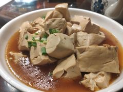 -亚哈饭店(梅园新村小区店)