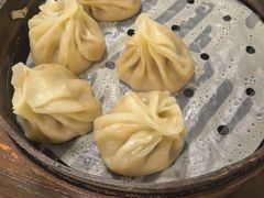 薄皮小笼包-嵊州馋嘴小吃(兴越店)