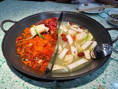 -鸿姐老火锅(疁城新天地店)