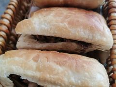 -李春秋驴肉火烧总店