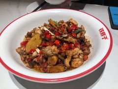 -铁胖子口碑长沙菜·龙虾烧烤(赤岗社区店)