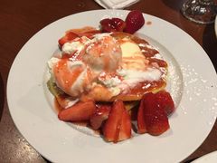 -Pancakes on the rocks(Darling Harbour)