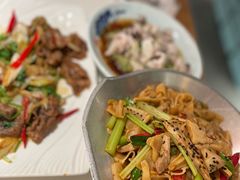 -荷塘秋月·本帮江浙菜(国权路店)