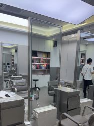 -首脑美发沙龙