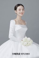 -全城热恋璀璨婚纱摄影(国贸总店)