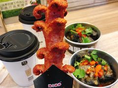 泼辣大香肠-自黑豆夫·臭豆腐夹馍(四海唐人街店)