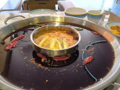 鸳鸯锅-百口川老火锅(西科大新区店)