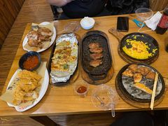 -老东镇啤酒屋海鲜加工·蒸汽海鲜·海鲜烧烤(台东店)