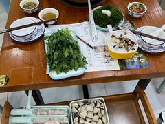 -老何家后安粉·糟粕醋海鲜火锅(三亚湾椰梦长廊店)