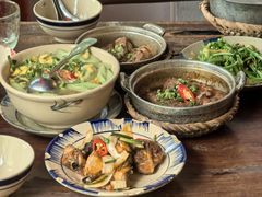 -Cục Gạch Quán