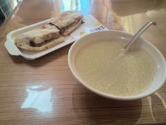 -宝光熏肉鞋底火烧(新街口店)