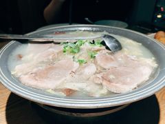-蜜桃餐厅·伴山(湖滨商业街店)