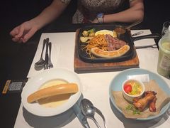 -半秋山西餐厅(巴南万达广场店)