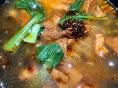 肥肠米线-八月美食小馆(银泰城总店)